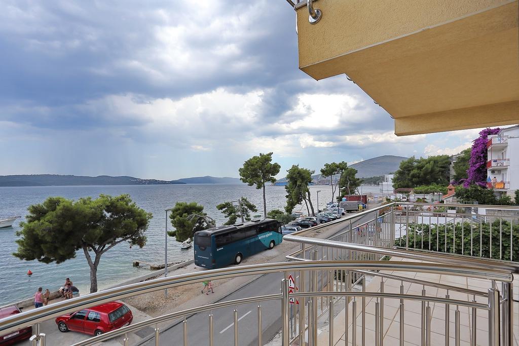 Apartments Dado Trogir Pokoj fotografie